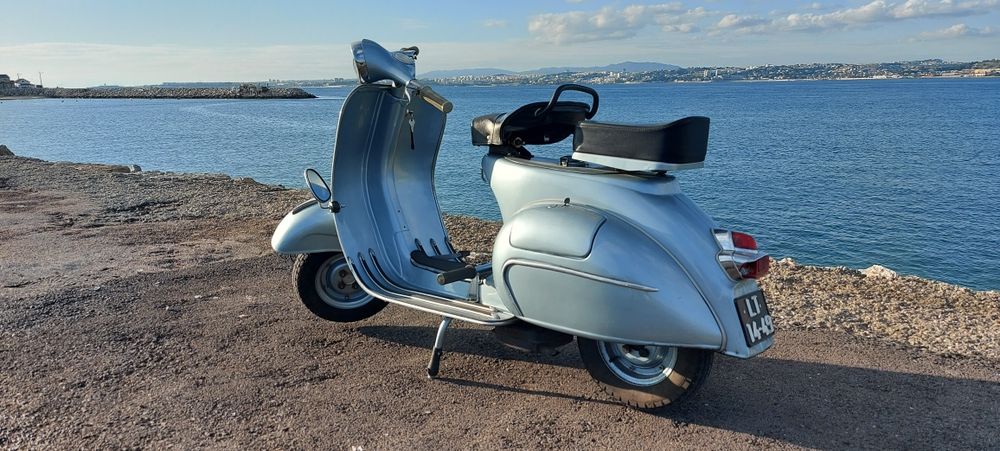 Vespa VBB 150 restaurada