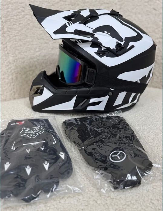 Мото шолом Fox + 3 подарунки