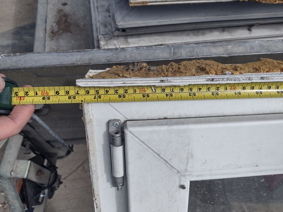 Okno pcv 146 x 113 brązowe dostępne 2 sztuki