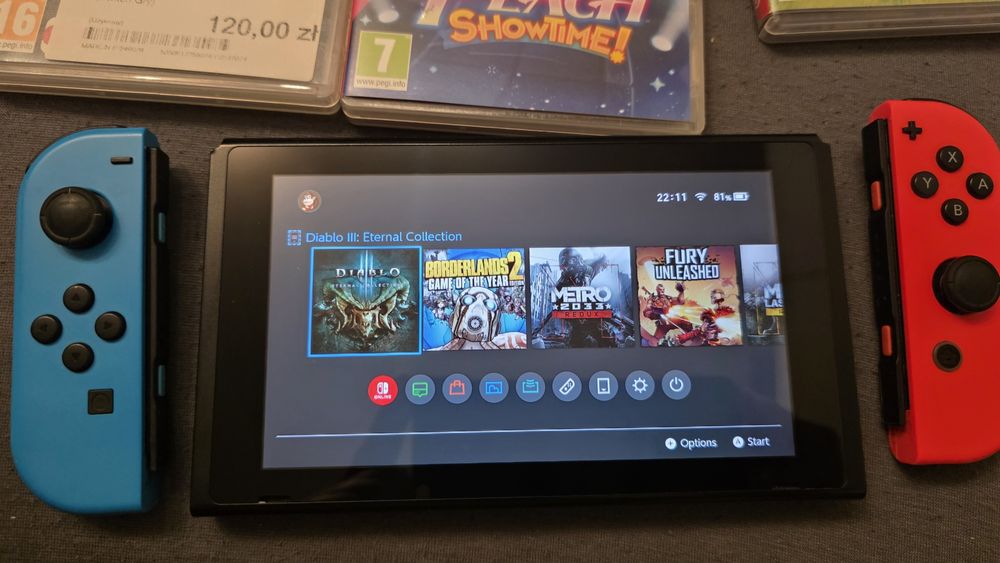 Nintendo Switch V2 – pełny zestaw + Nitro Deck + futerał