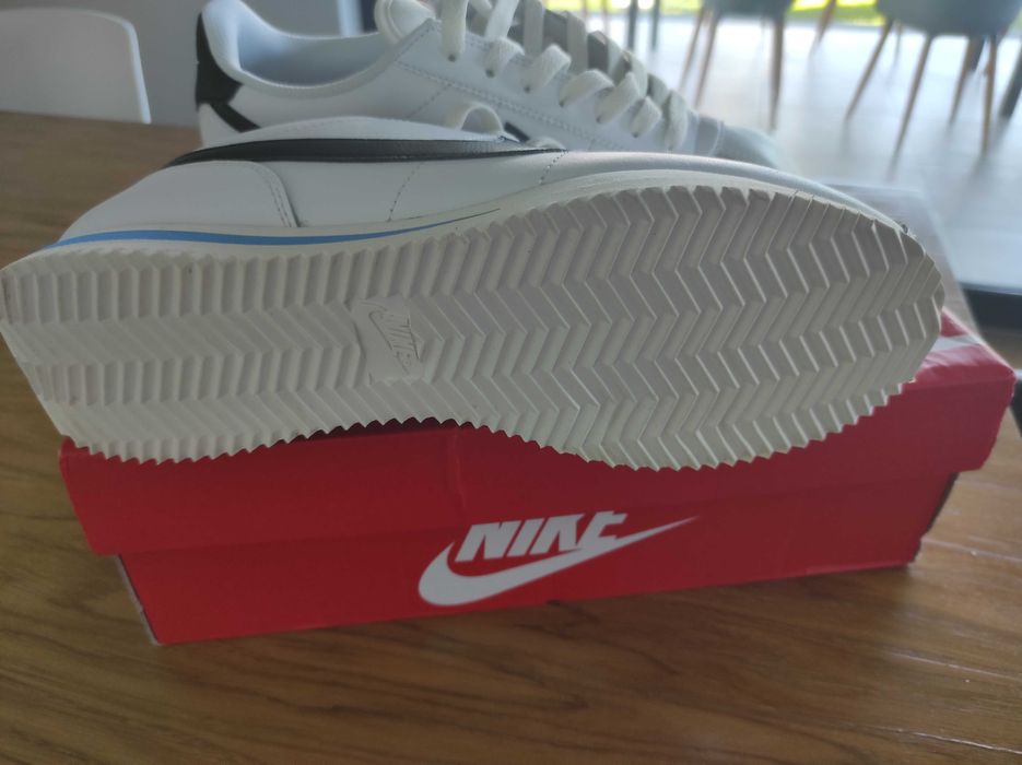 Nike Cortez roz 42