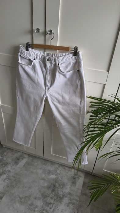 Białe spodnie Topshop Straight mom jeans z wysokim stanem XL