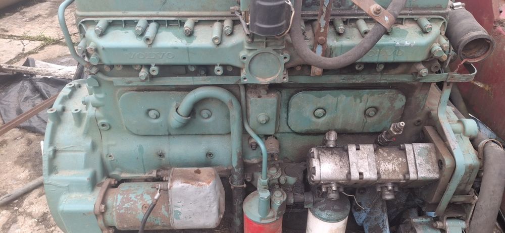 Silnik Volvo D71 z sieczkarni Mengele