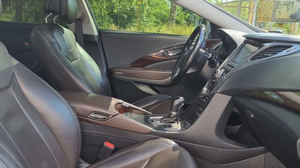 Hyundai AZERA 3.0 2013
