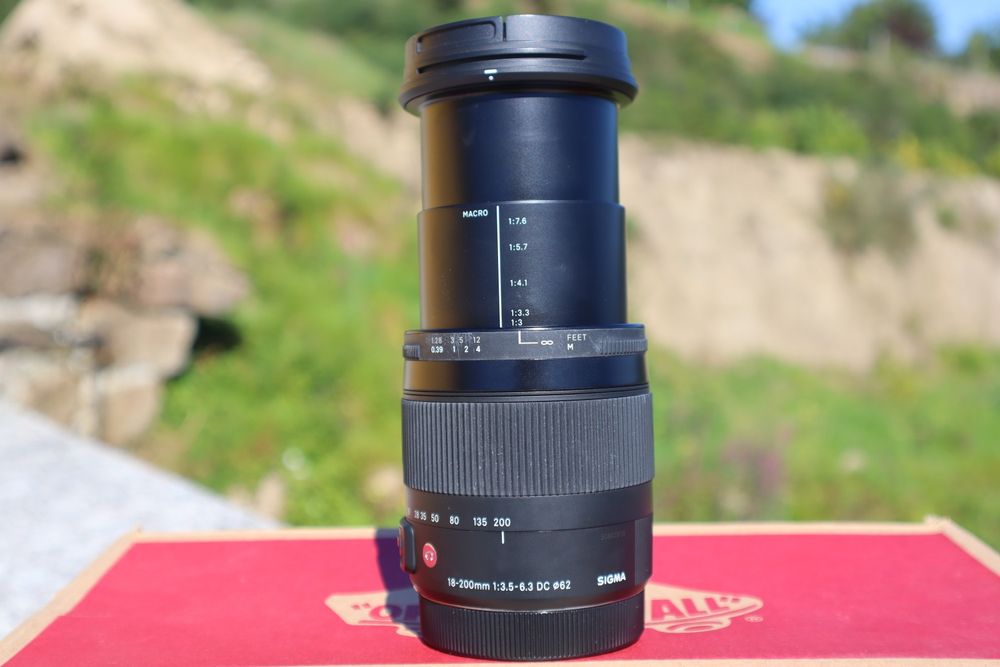 Sigma 18-200mm f/3.5-6.3 DC Macro OS HSM (Canon EF)
