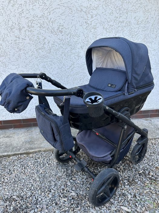 Детская коляска Adamax reggio qube 2in1