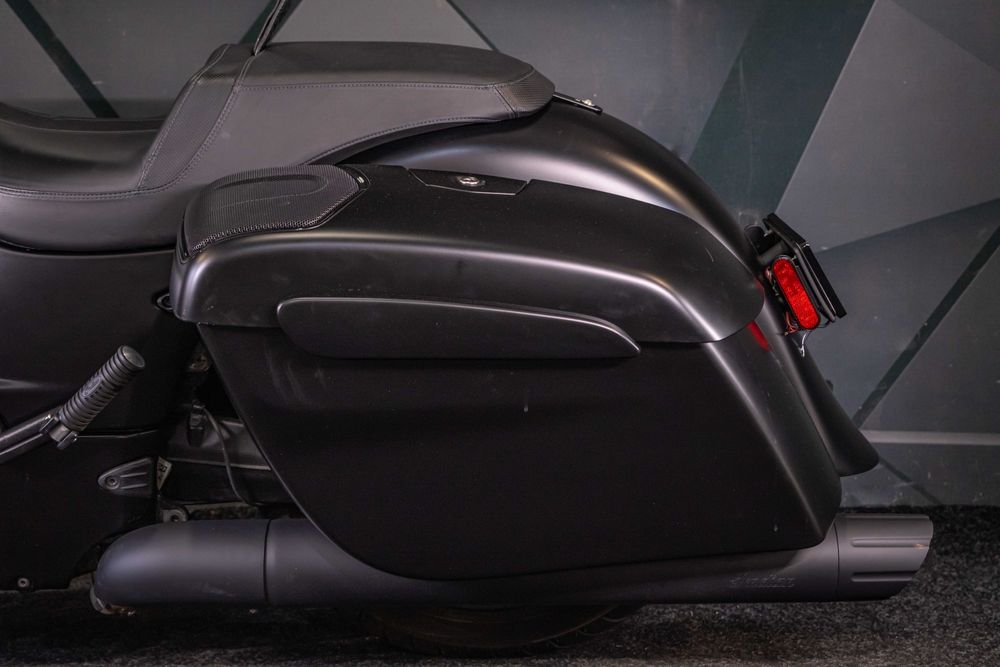 Indian Chieftaine Dark Horse