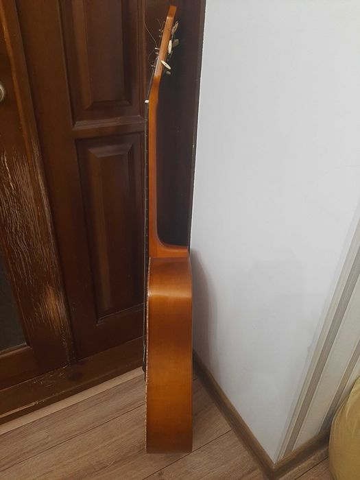 большая  гитара кремона