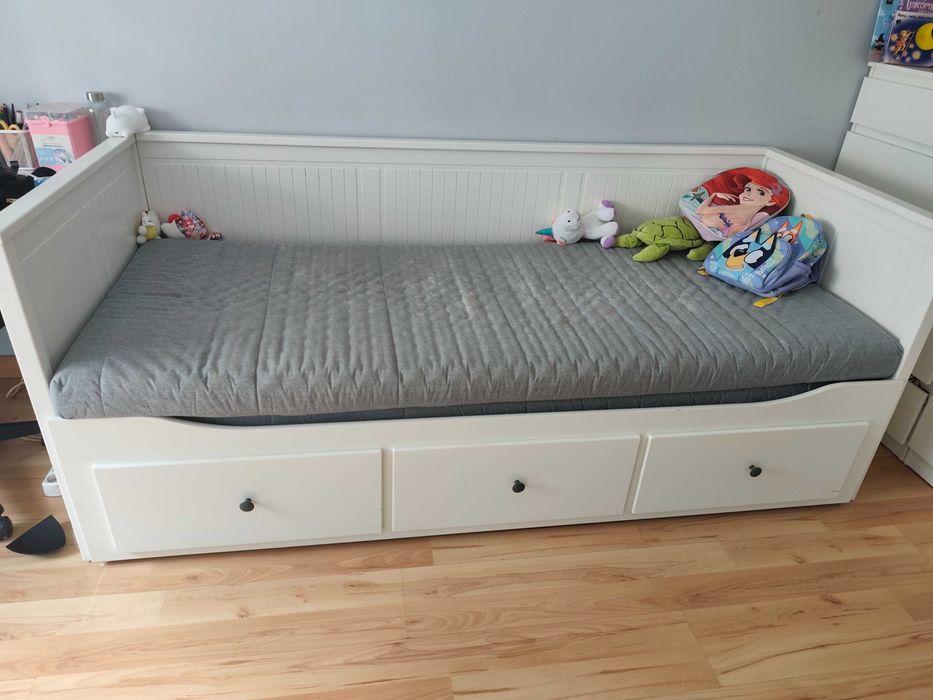 Cama IKEA HEMNES em excelente estado – Individual ou Casal + Arrumação.