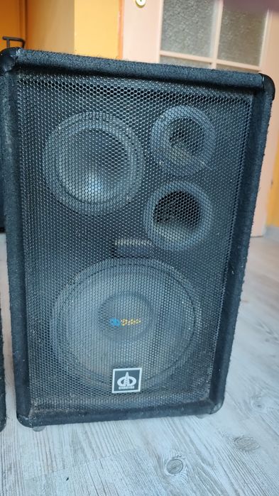 Dwa głośniki Dibeisi po 400 Watt