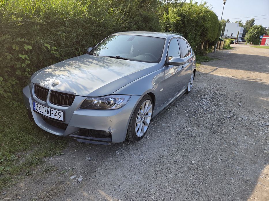 BMW E90 325i 218km