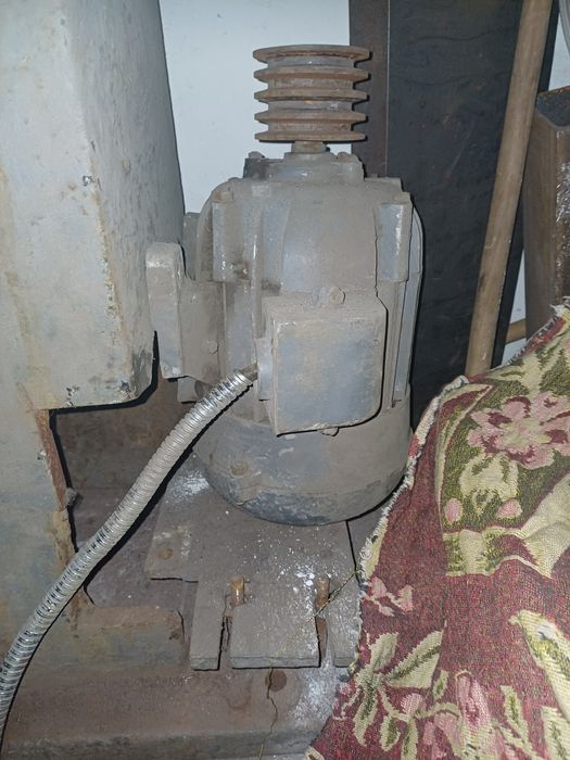 Точило . Наждак .