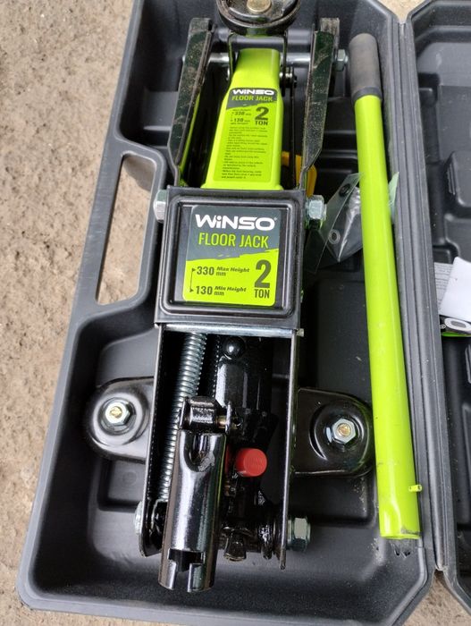 Домкрат підкатний гідравлічний Winso( Польща)