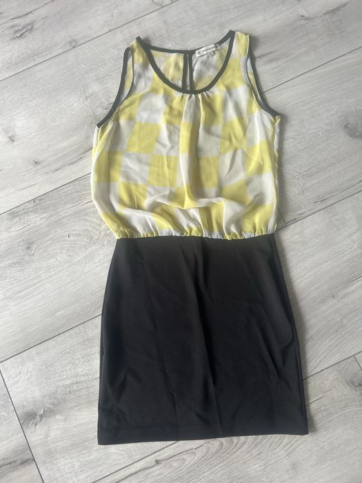 Sukienka wizytowa rozm S