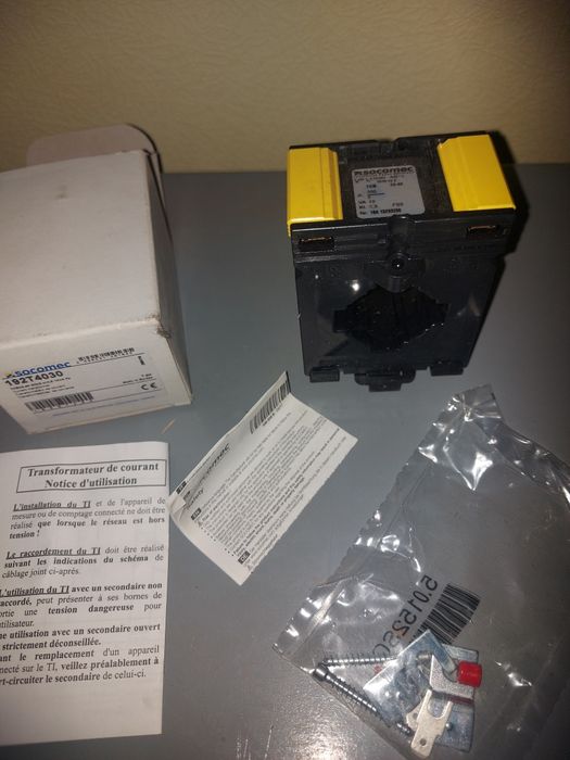 Измерительный трансформатор тока TCB 32-40 300/5 cl.0,5 10VA 192T4030