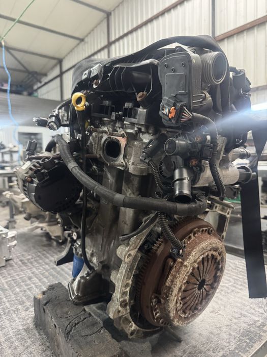 Motor Peugeot 208 1.0 2016 HM01