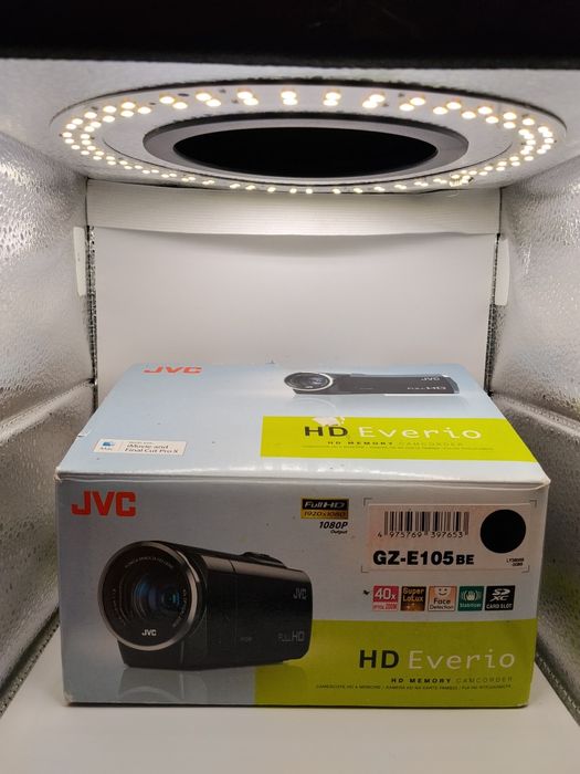 Видеокамера JVC GZ-E150BE
