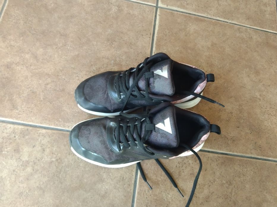 Adidasy roz 37 wkładka 23, 5 cm