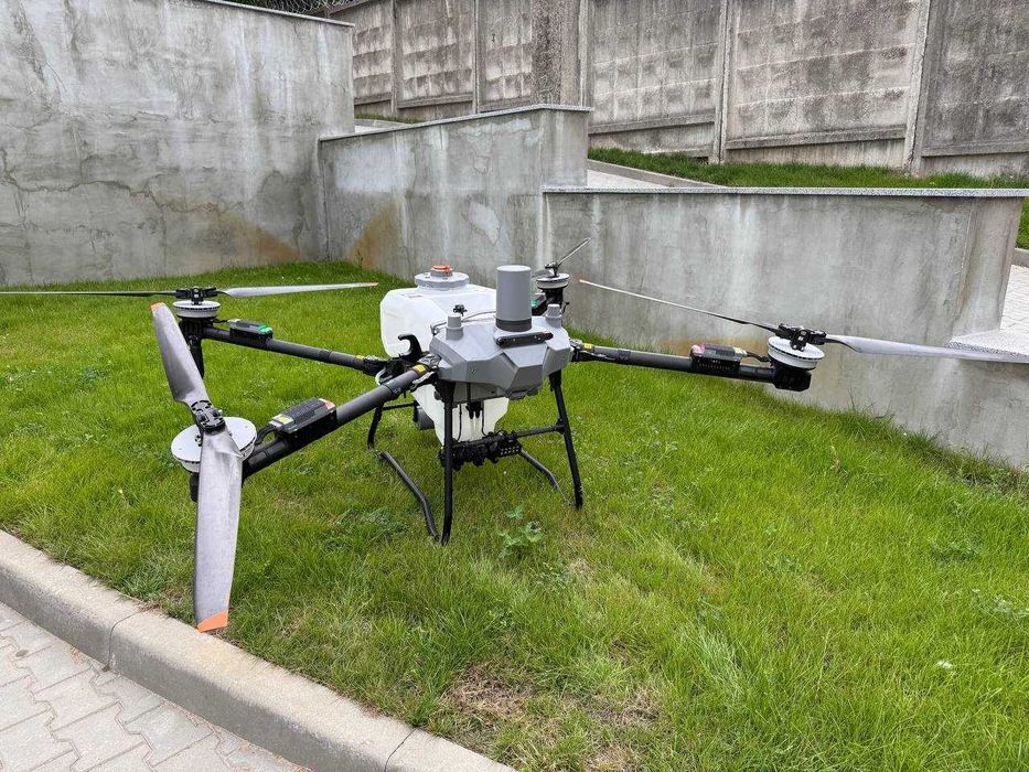 Агродрон DJI Agras T70P