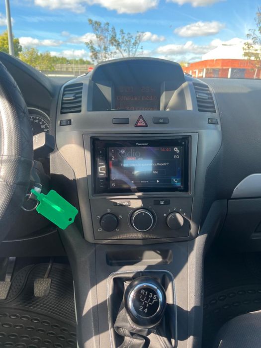 Opel Zafira (7 lugares) (gasolina e gpl)