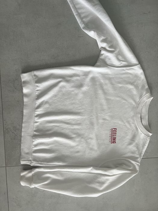 Bawełniana biała bluza Bershka