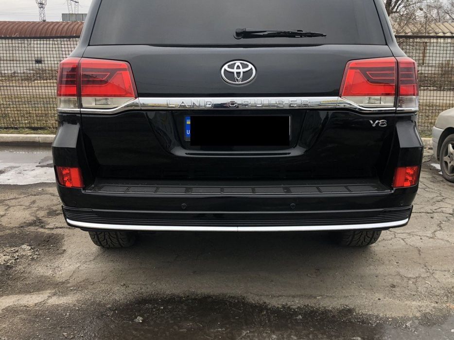 Обвес юбка заднего бампера Executive Lounge Toyota Land Cruiser 200
