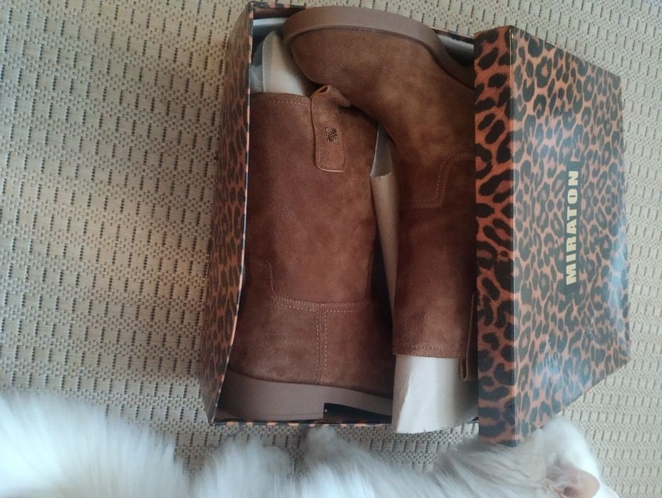 Новые сапожки, замшевые, 39 р