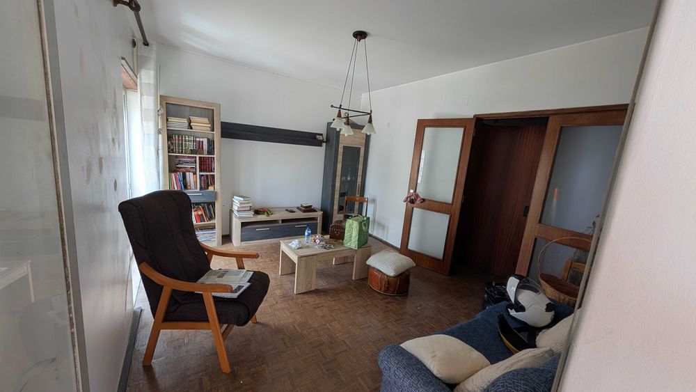 Lote de Mobiliário e Eletrodomésticos — Mudança/Venda de Casa