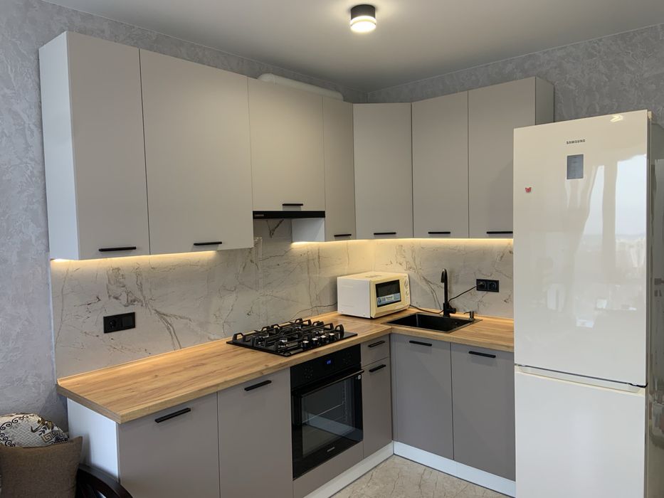 Нові метр центр! Державні програми! Газ!