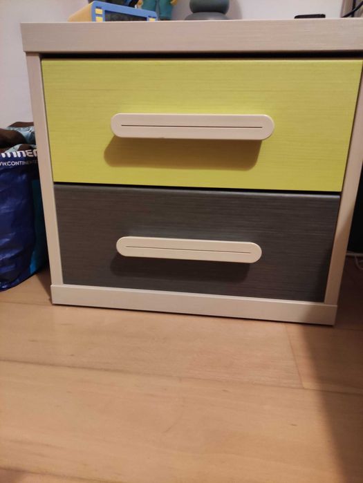 Mobília de quarto juvenil impecável