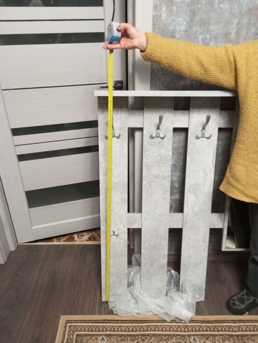 Продам вішалку у передпокій, колір арт бетон.