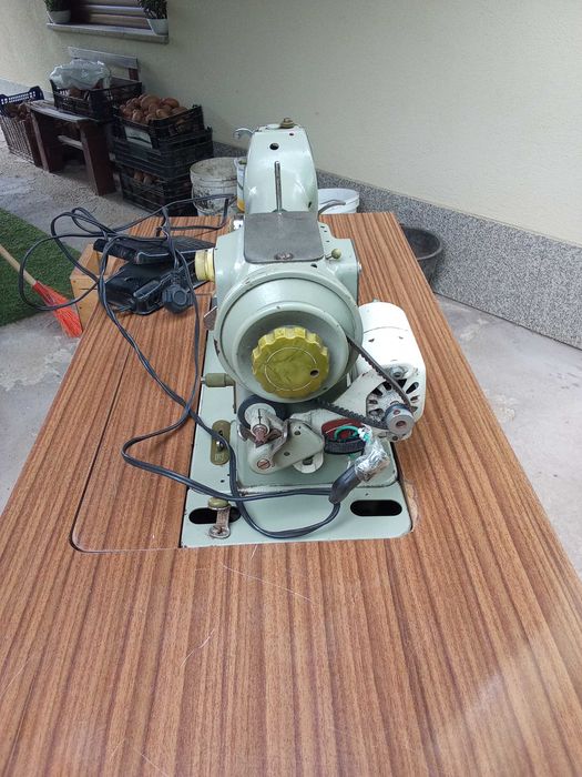 Máquina de Costura Oliva CL.50 Automática