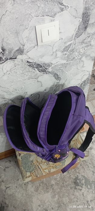 Рюкзак для дівчинки