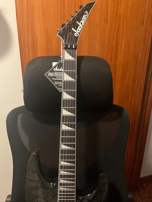 Guitarra Jackson em Black Flammed - Venda apenas