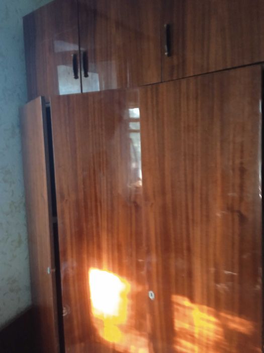 Продам Антресоль  шкаф в отличном состоянии