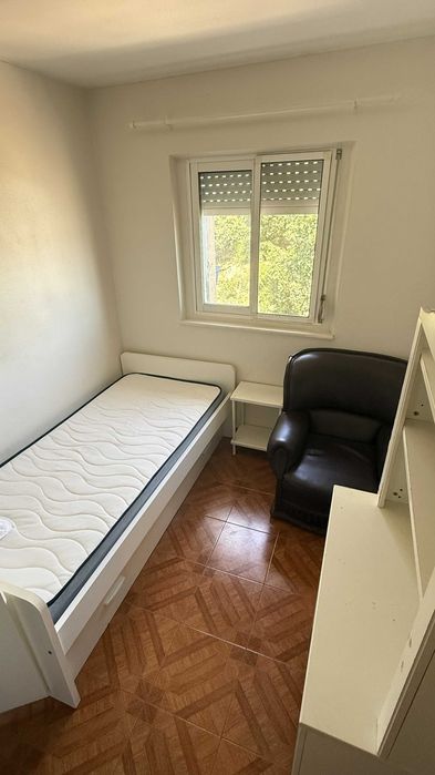 Quarto para Arrendar em Setúbal