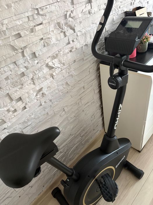 Rower stacjonarny zipro