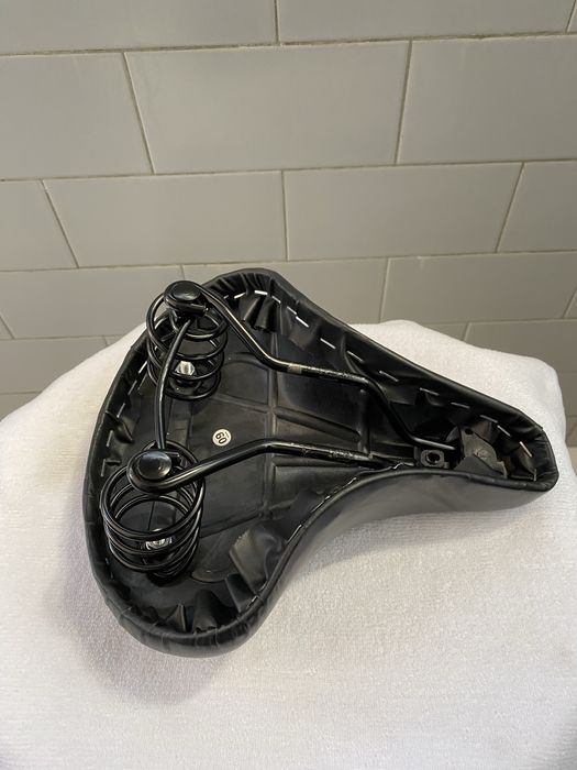 Selim para bicicleta estática/normal