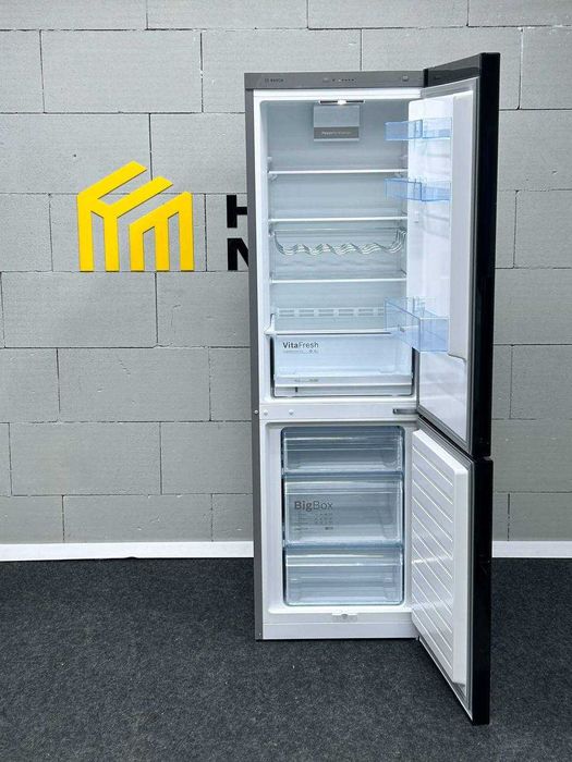 Чорний Холодильник BOSCH KGV36VBEAS