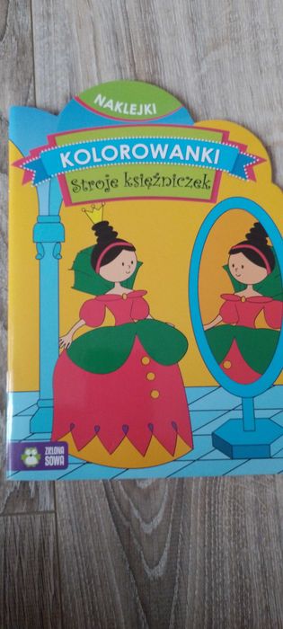 Kolorowanki. Stroje księżniczek