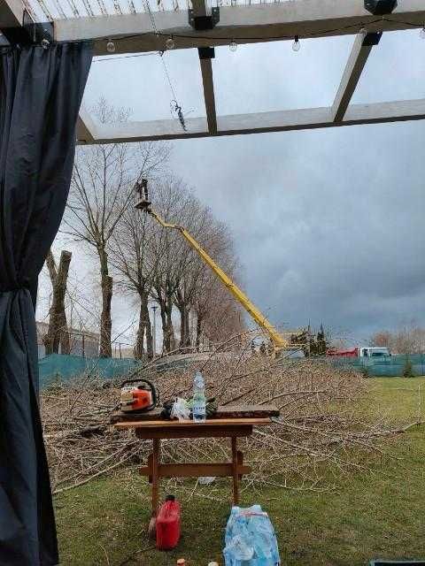 Usługi dźwigowe ,usługi żurawiami samojezdnymi,dźwig,żuraw 110 ton