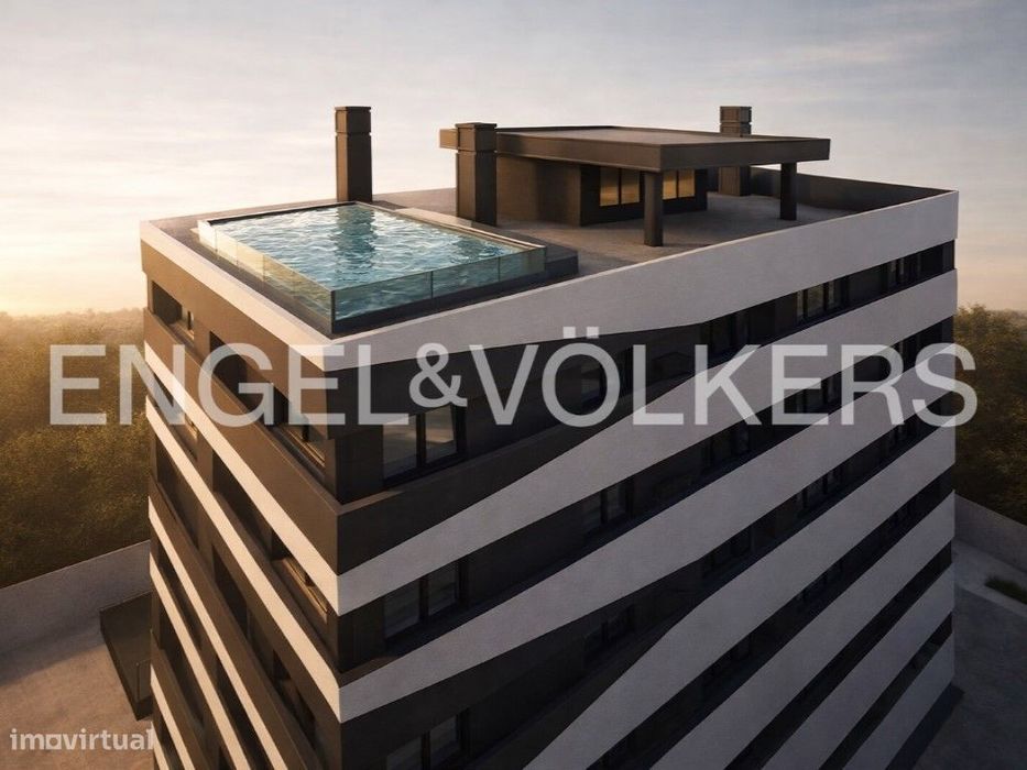 Novo Empreendimento com Piscina em Monte Gordo