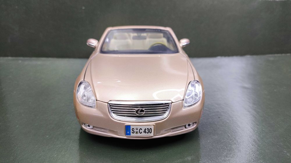 Модель 1.18 Lexus SC430, Maisto, Thailand