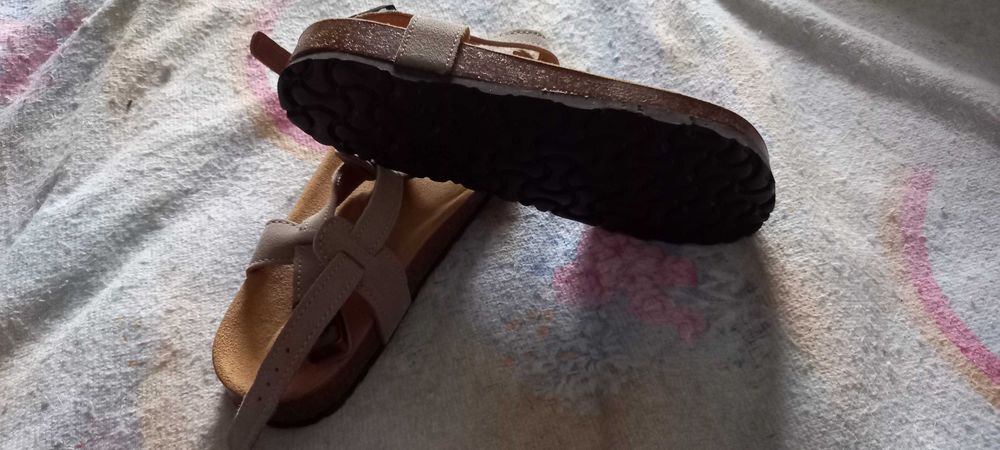 Sapato em pele NOVOS