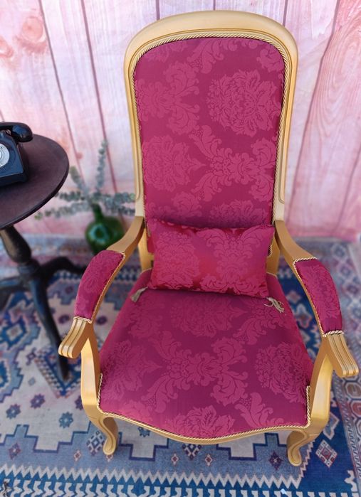 Cadeirão do Rei peça única