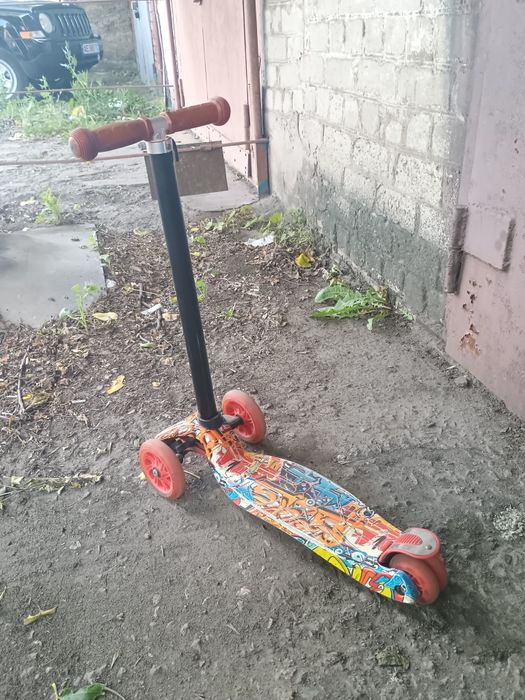 Самокат дитячий,