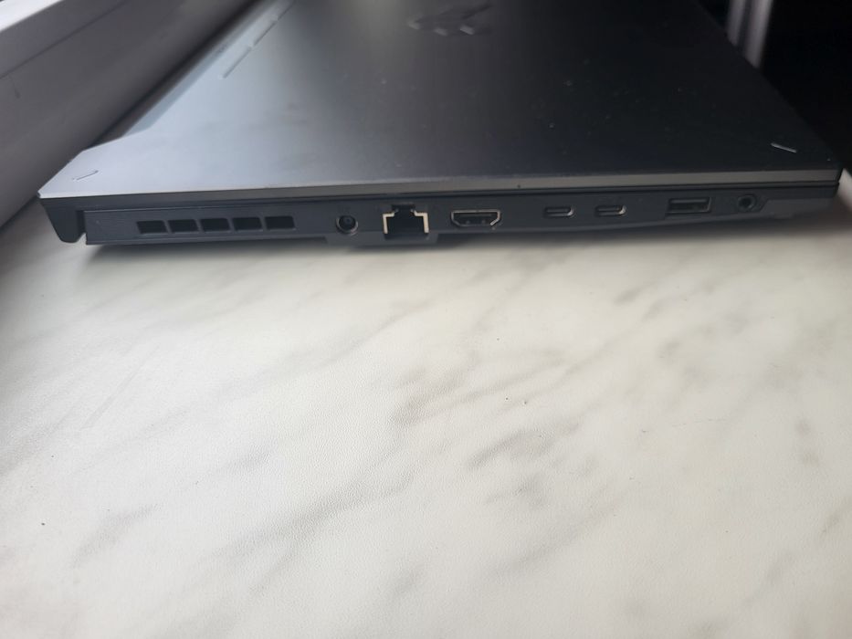 Asus tuf gaming a15 rtx 4050 Dlss generator klatek/dowóz