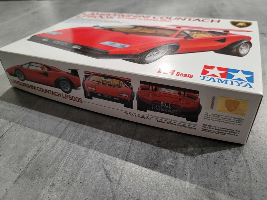 Model do sklejania LAMBORGHINI COUNTACH LP500S 1:24 TAMIYA