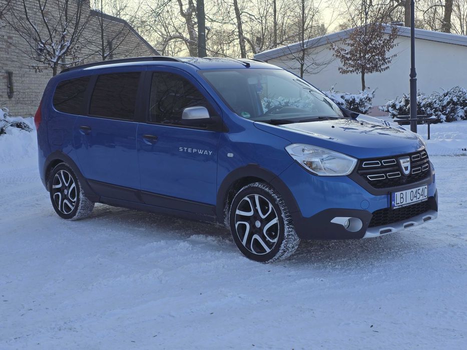 Dacia Lodgy Stepway, benzyna, półskóry, nawigacja, klima, alu 17 cali