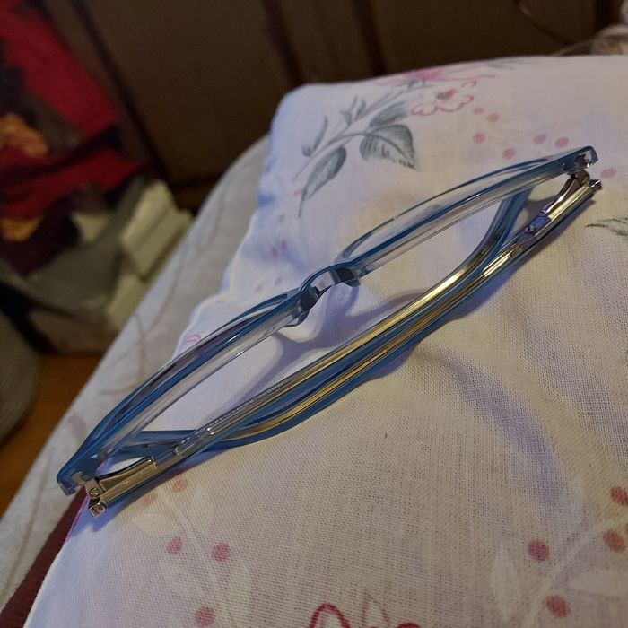 Nowa oprawa okulary damskie błękitno -perłowa  cudowna